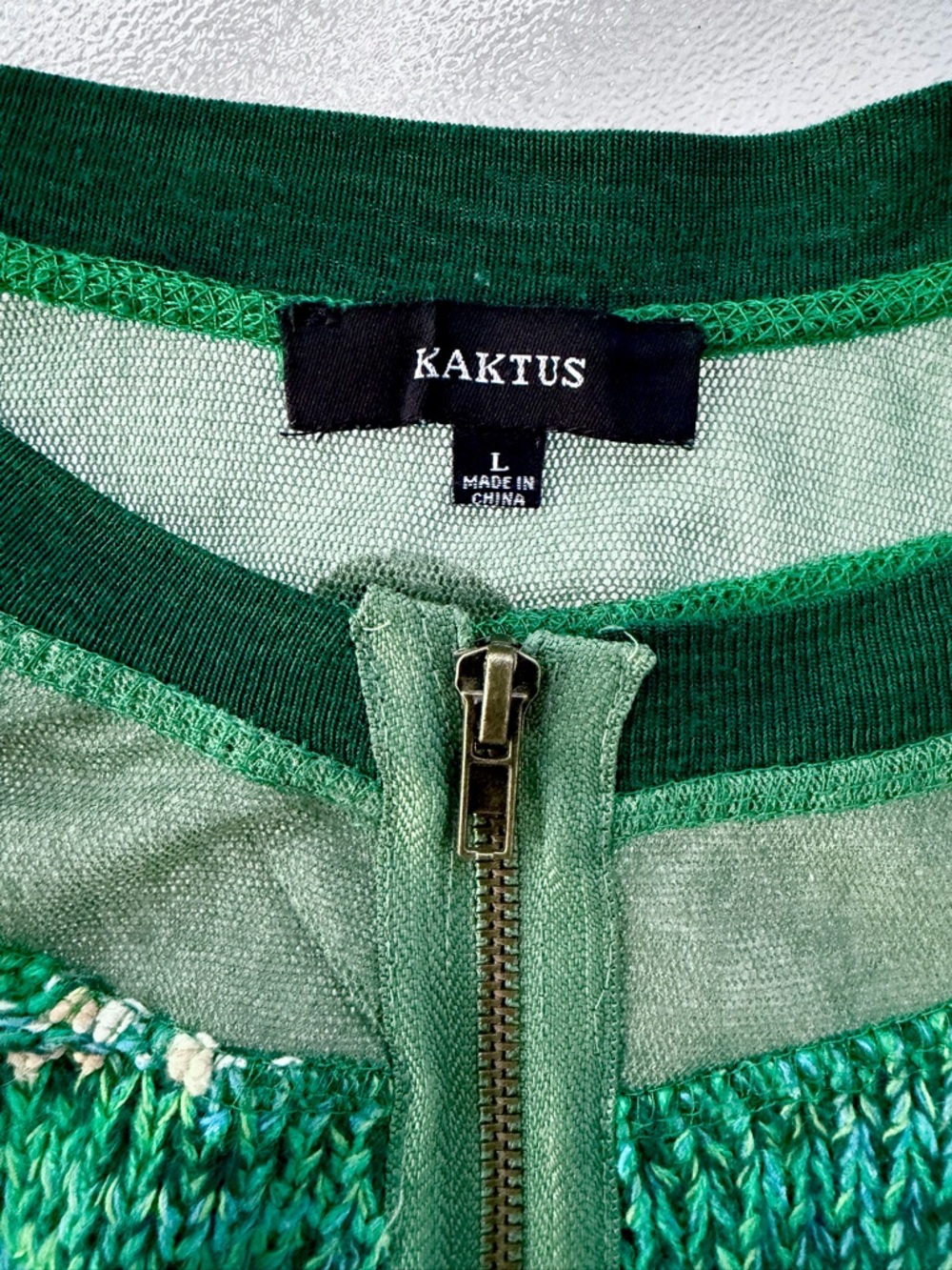 Kaktus Y2K Green & Blue Paisley Floral Printed Mesh Zip Front Top ~ Women’s M/L - Picture 8 of 10